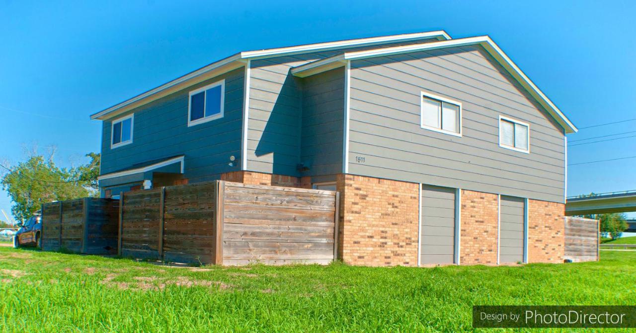 Cool & Comfy Condo! Family Friendly! Κόλετζ Στέισον Εξωτερικό φωτογραφία