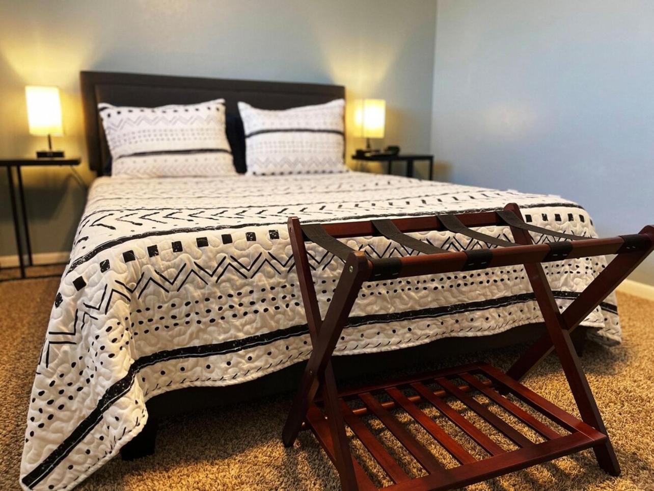 Cool & Comfy Condo! Family Friendly! Κόλετζ Στέισον Εξωτερικό φωτογραφία